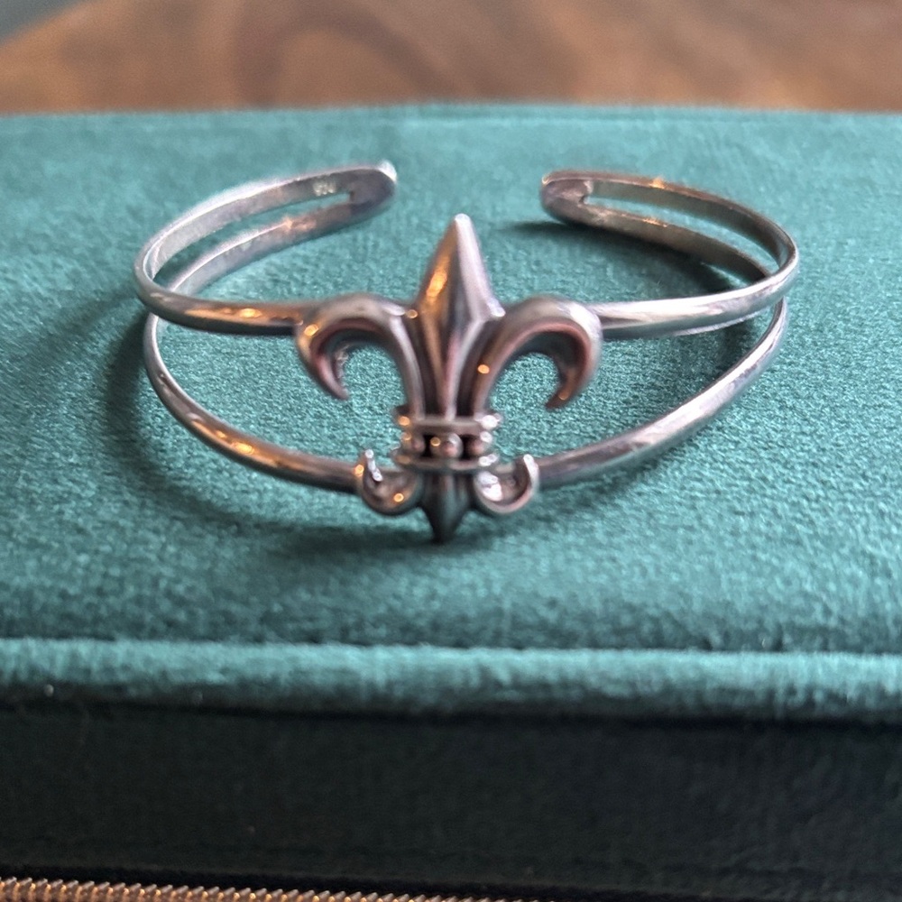 Silver New Orleans Fleur de Lis  Cuff